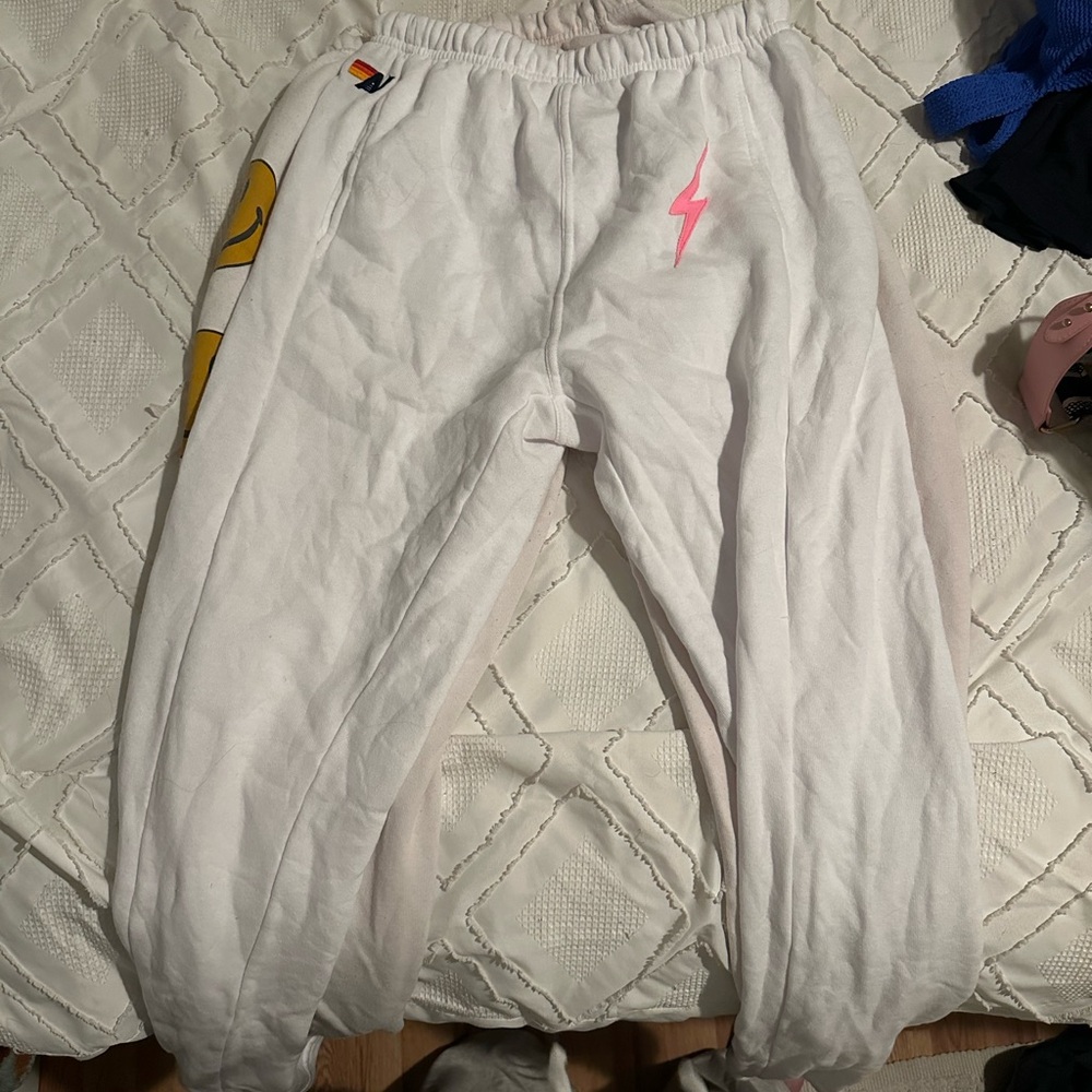 Pink lighting bold aviator nation jogger